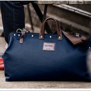 LINE OF TRADE WEEKENDER BAG